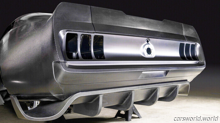 El Mustang de 1969 se transforma en un monstruo de fibra de carbono sin paneles originales | Carscoops